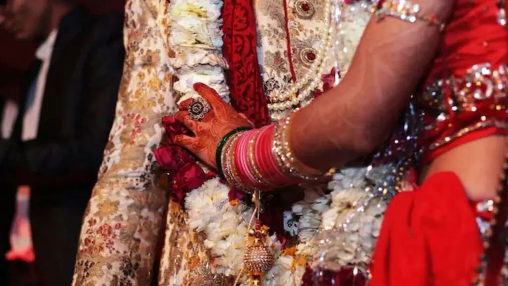 पुराने प्रेमी ने प्रेमिका की अश्लील फोटो, वीडियो को किया वायरल, मंगेतर ने तोड़ा रिश्ता, हल्द्वानी का है मामला